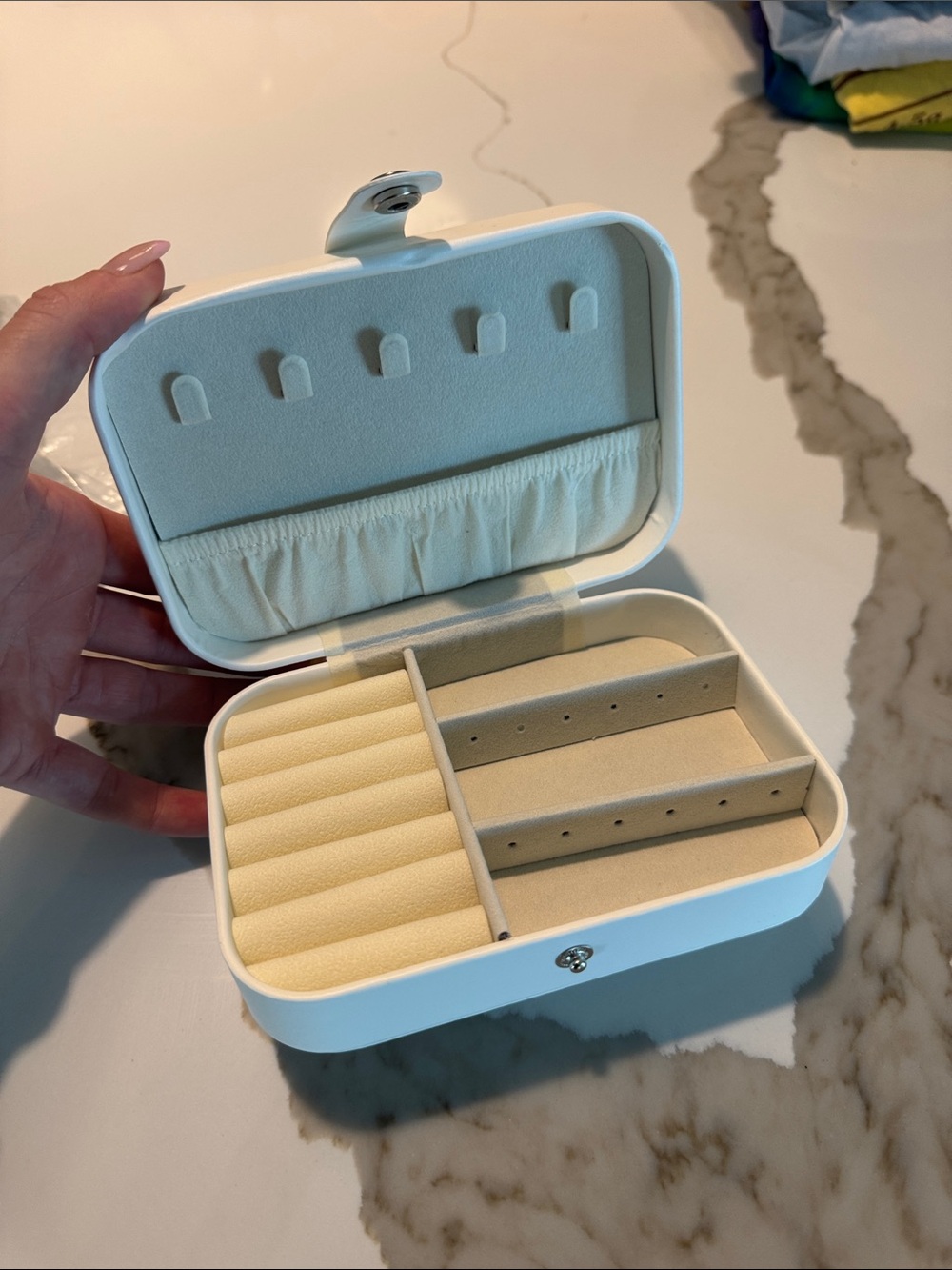 Compact White Jewelry Organizer Case